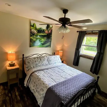 Holly Tree Retreat Located In Beautiful Luray, Va. Villa Exterior photo
