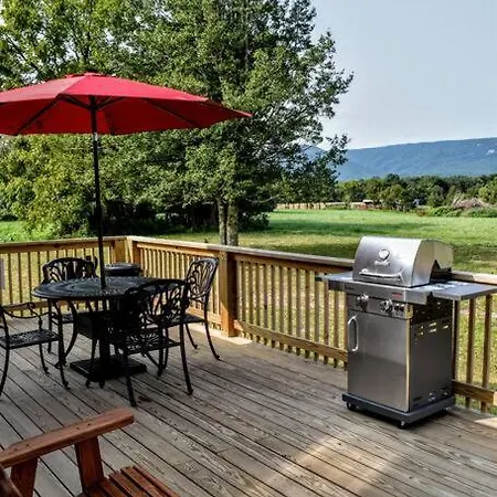 Holly Tree Retreat Located In Beautiful Luray, Va. Villa Exterior photo