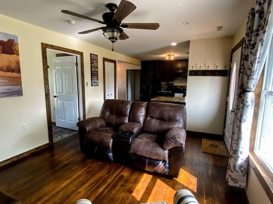 Holiday home Holly Tree Retreat Located In Beautiful Luray, Va.