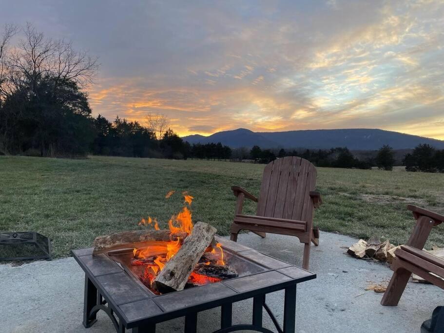 Holiday home Holly Tree Retreat Located In Beautiful Luray, Va.