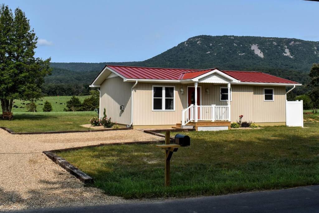 Holiday home Holly Tree Retreat Located In Beautiful Luray, Va.